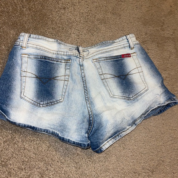 ZANA DI BLUE/White Wash Denim Jean Shorts - Picture 3 of 3